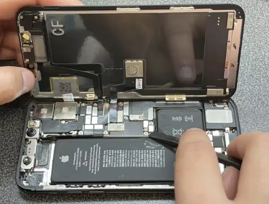 iPhone szerviz